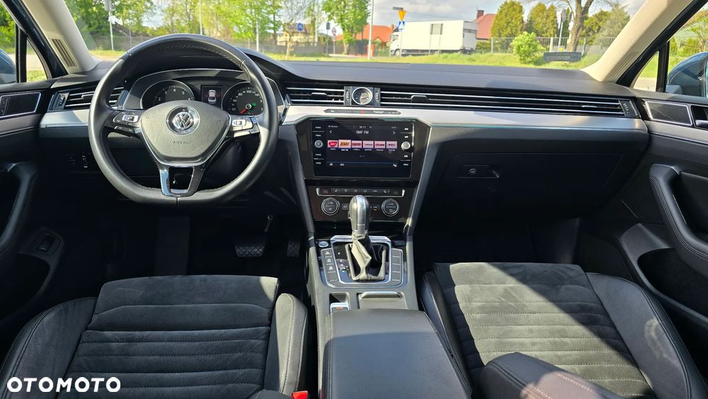 Volkswagen Passat 1.8 TSI BMT Highline DSG - 26