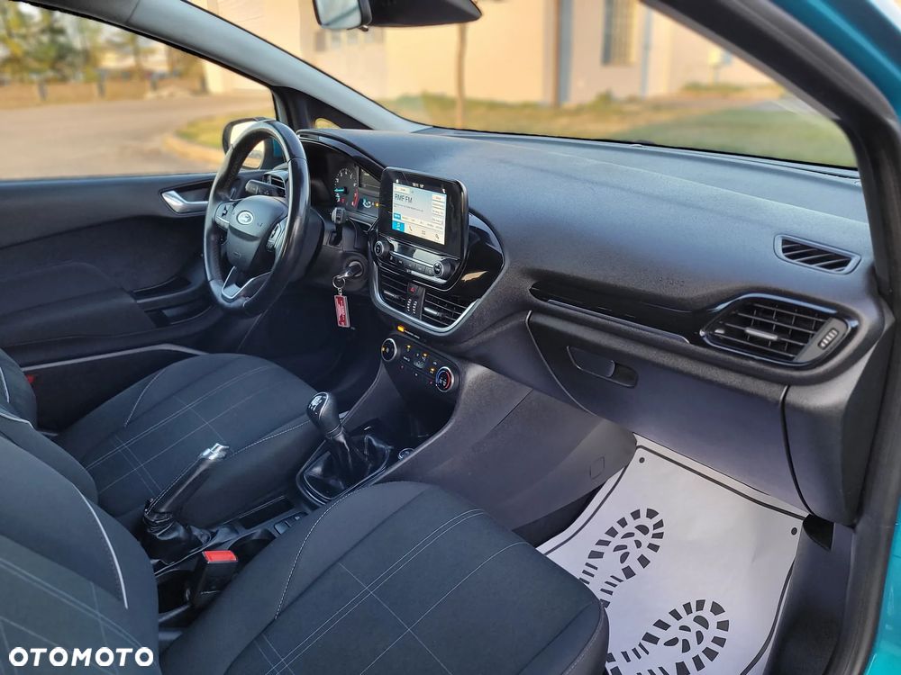 Ford Fiesta 1.1 SYNC Edition - 16