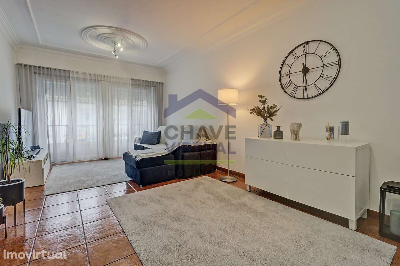 Apartamento T2+1 com Garagem e Arrecadação - Reguengo Grande - Lour... - Grande imagem: 3/38