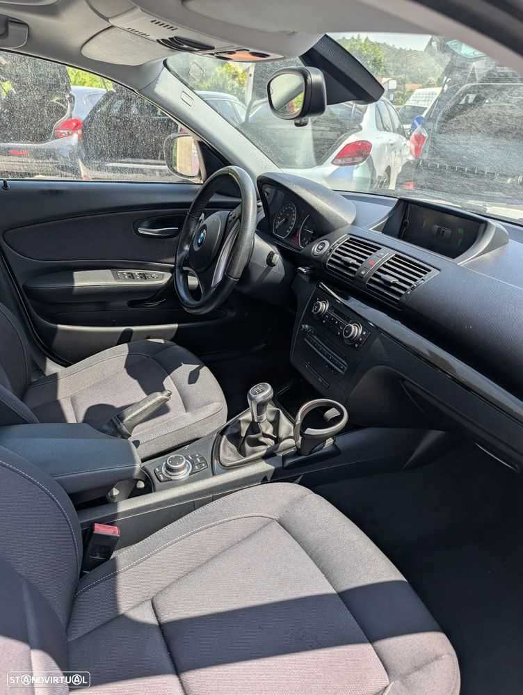 BMW 120 d Sport Line - 9