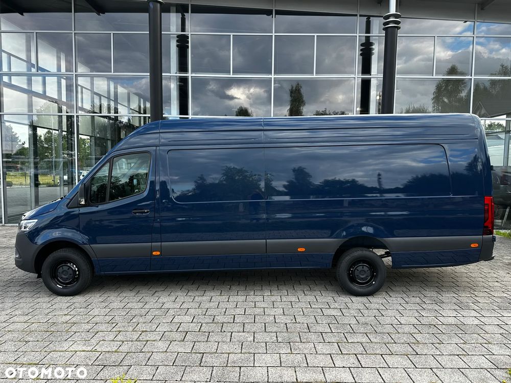 Mercedes-Benz Sprinter - 10