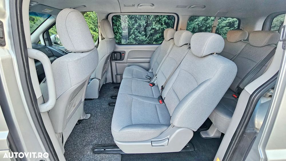 Hyundai H-1 Starex - 8
