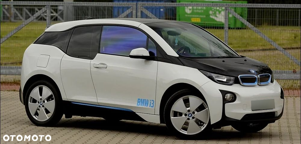 BMW i3 (60 Ah) - 12