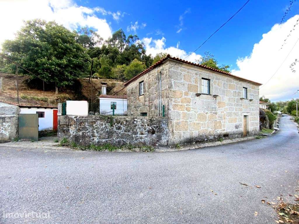 Moradia para restaurar - Grande imagem: 5/30