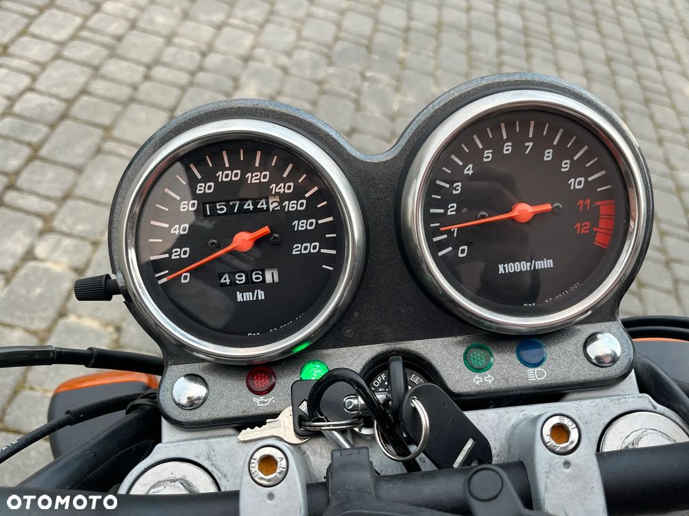 Suzuki GS - 8