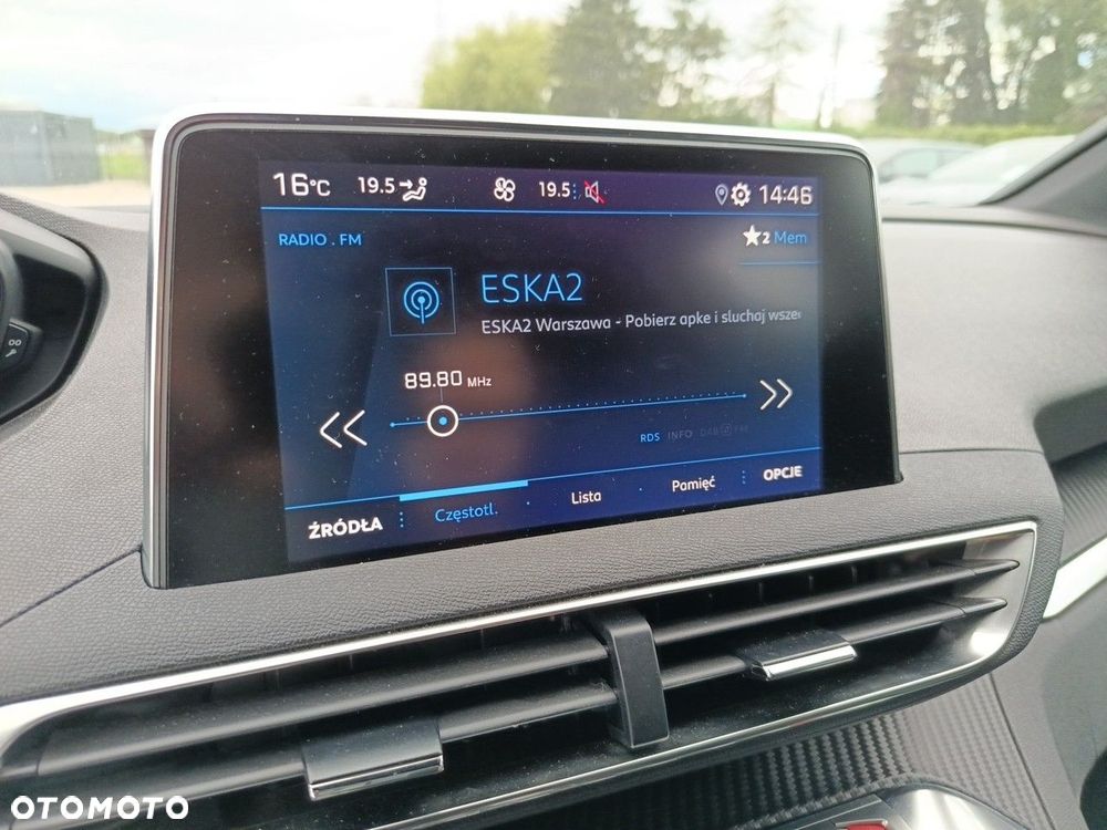Peugeot 3008 1.5 BlueHDi Allure Pack S&S EAT8 - 23