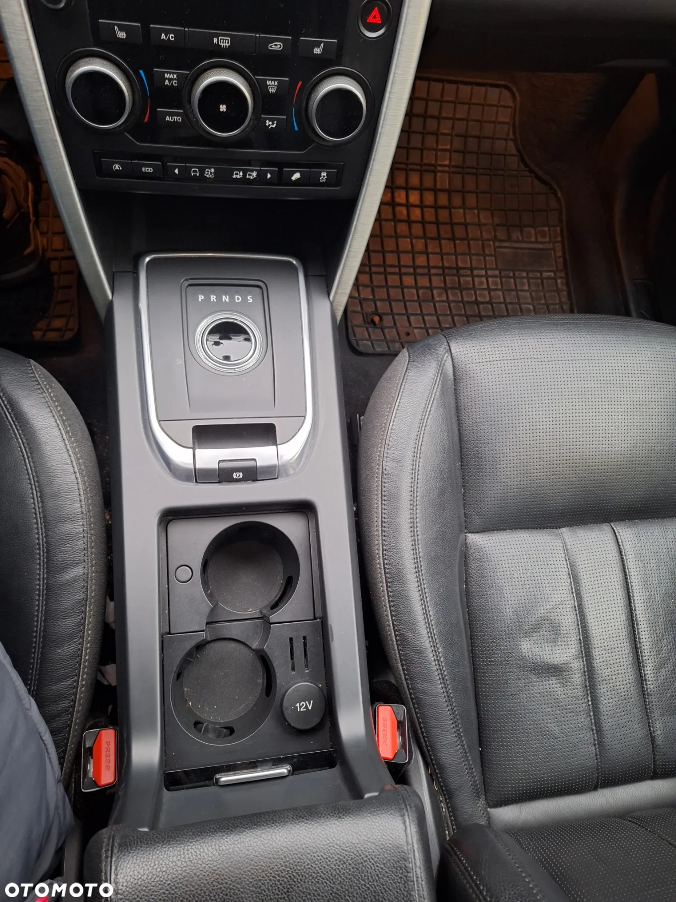 Land Rover Discovery Sport - 16