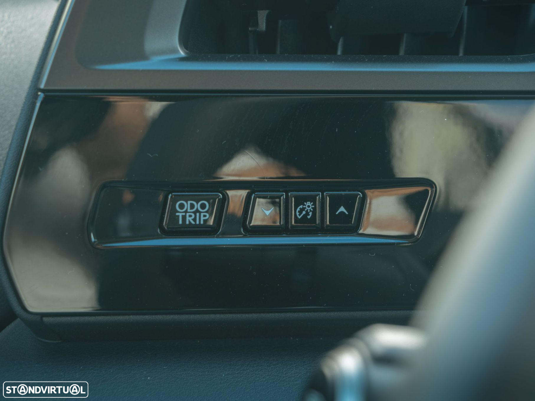 Lexus RZ 450e Executive Plus - 30