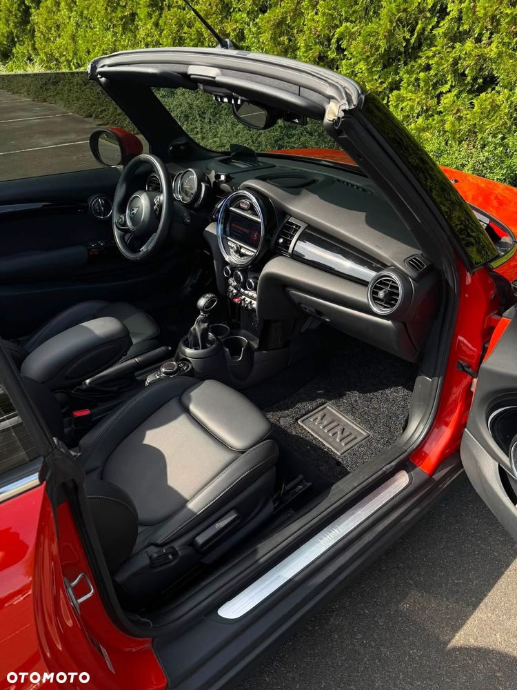 MINI Cooper Standard - 10