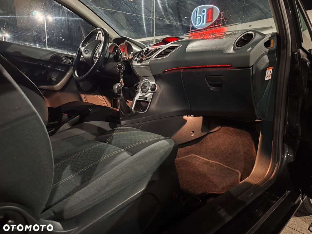 Ford Fiesta 1.6 Titanium - 8