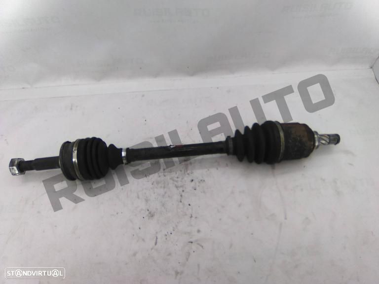 Transmissão Frente Esquerda  Nissan Micra Ii (k11) [1992_2002] - 1