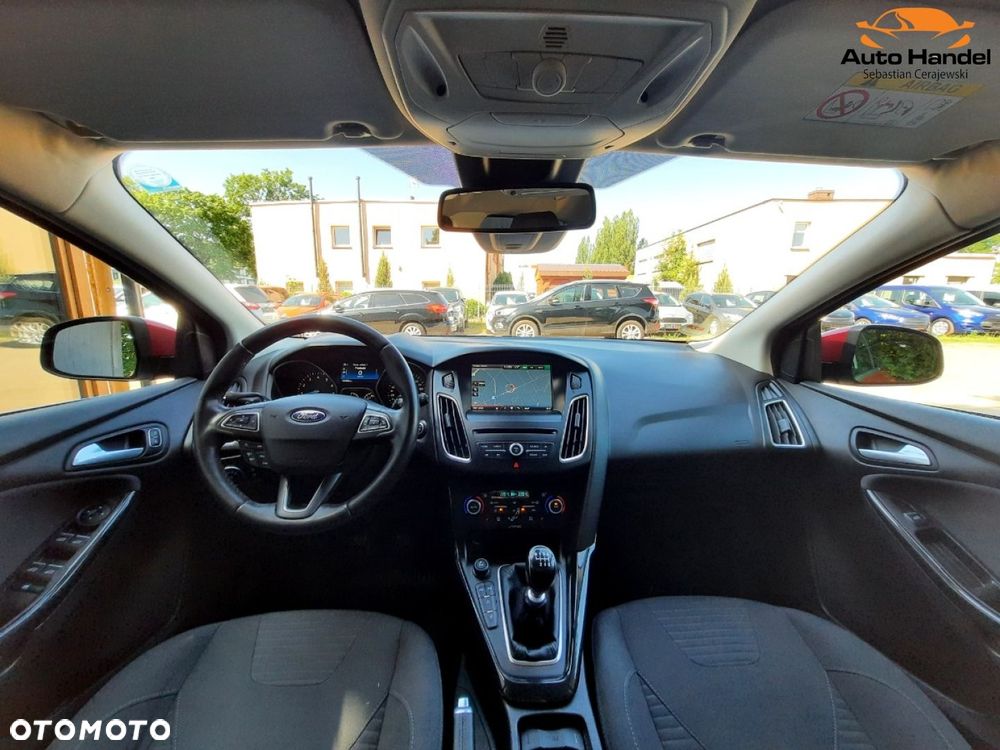 Ford Focus 1.0 EcoBoost STart-Stopp-System TITANIUM - 5