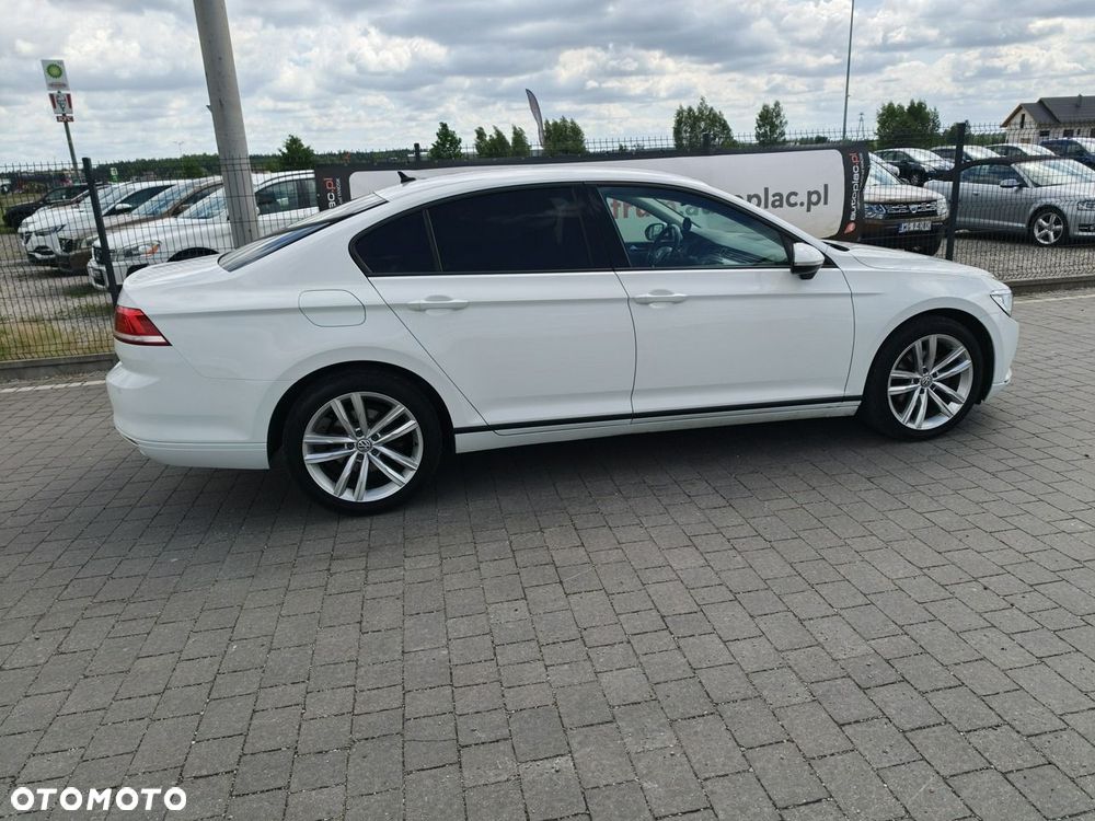 Volkswagen Passat - 9