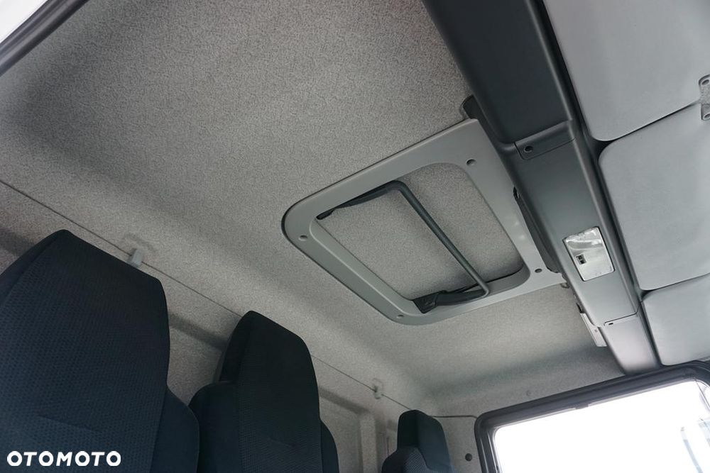 MAN TGM / 15.290 / EURO 5 / PODWOZIE DO ZABUDOWY / DŁ. 7,4 M - 17