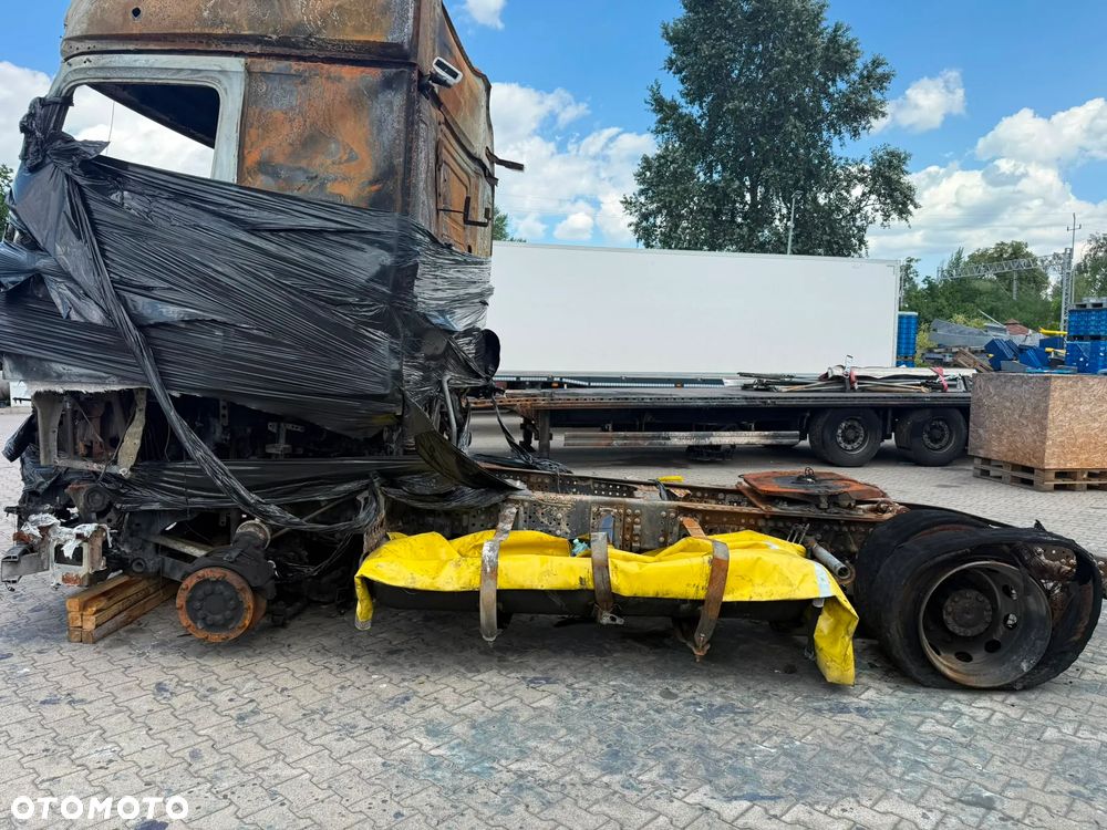 Mercedes-Benz ACTROS - 2
