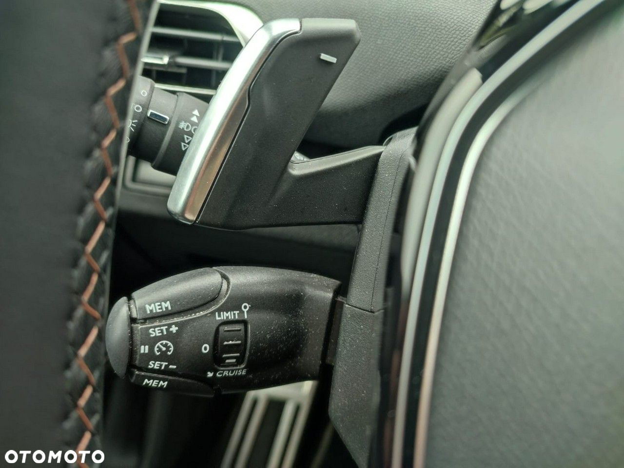 Peugeot 5008 - 28