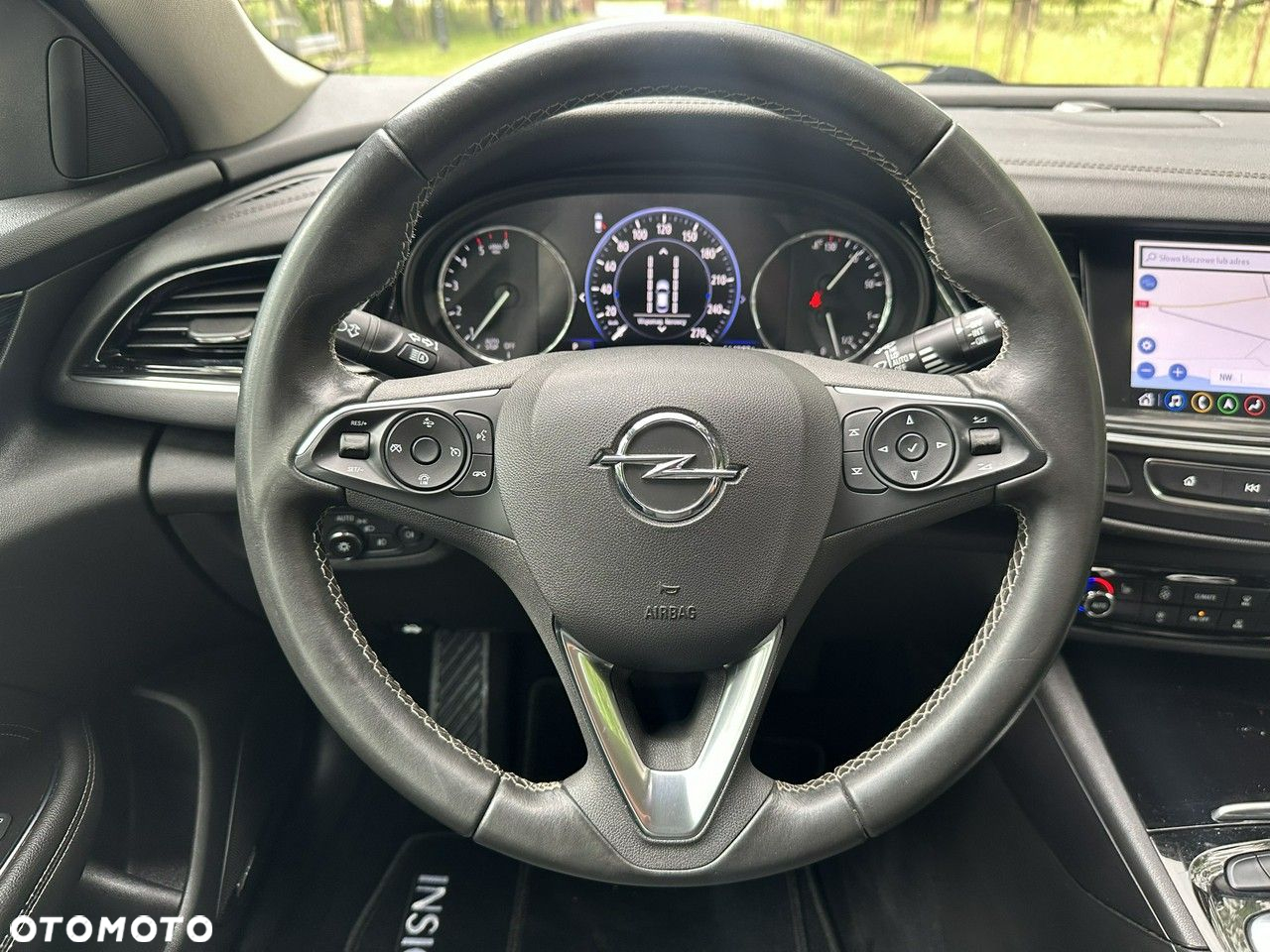 Opel Insignia - 38