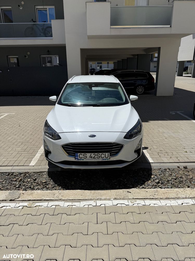 Ford Focus 1.0 EcoBoost Active - 4