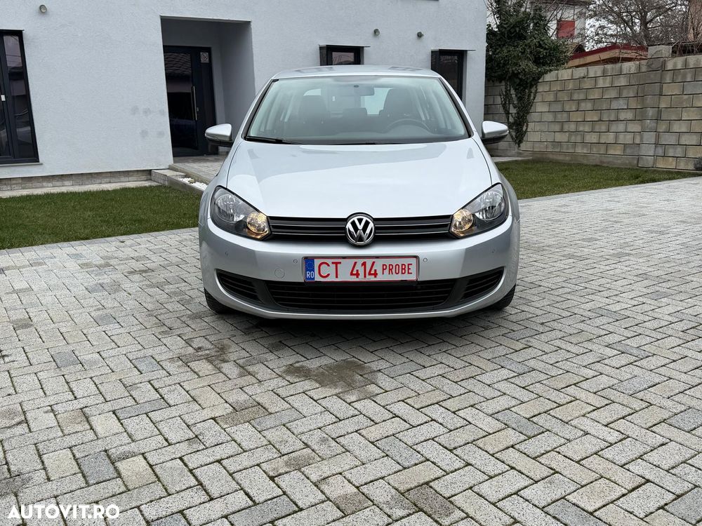 Volkswagen Golf - 2