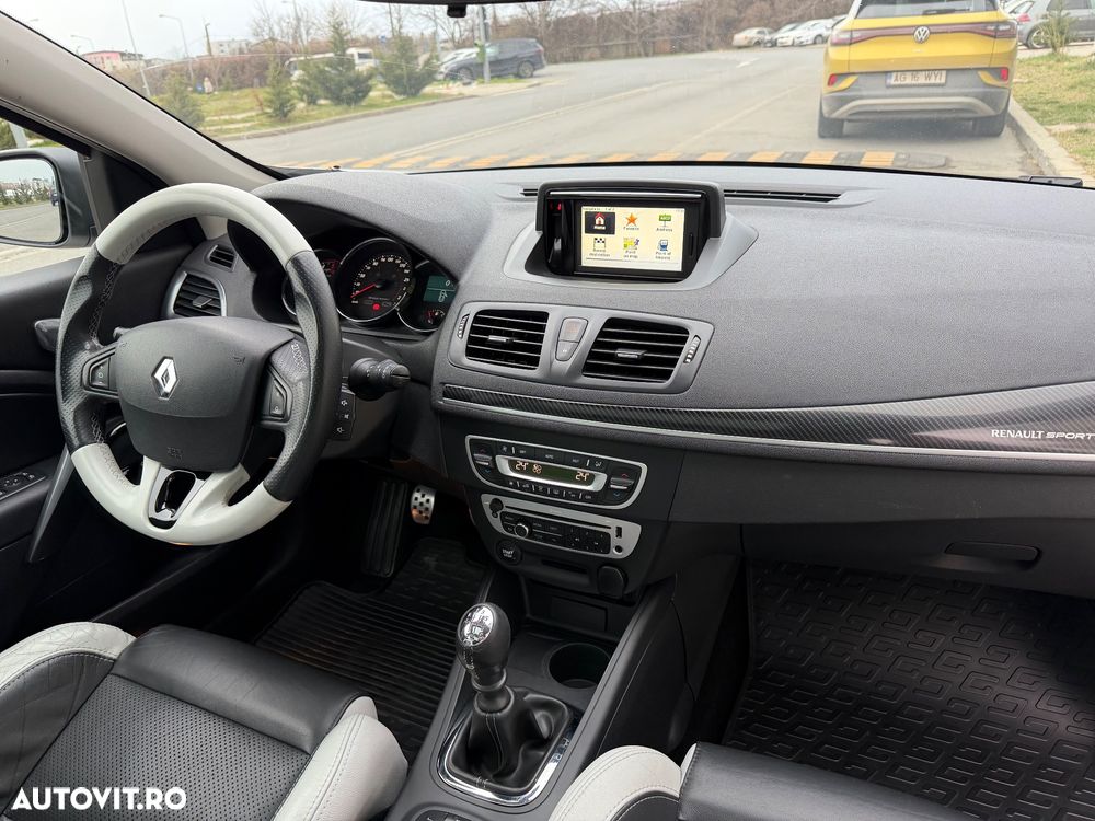 Renault Megane dCi 165 FAP GT - 13
