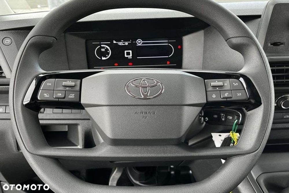 Toyota Proace Medium Active 1.5 120KM - 10