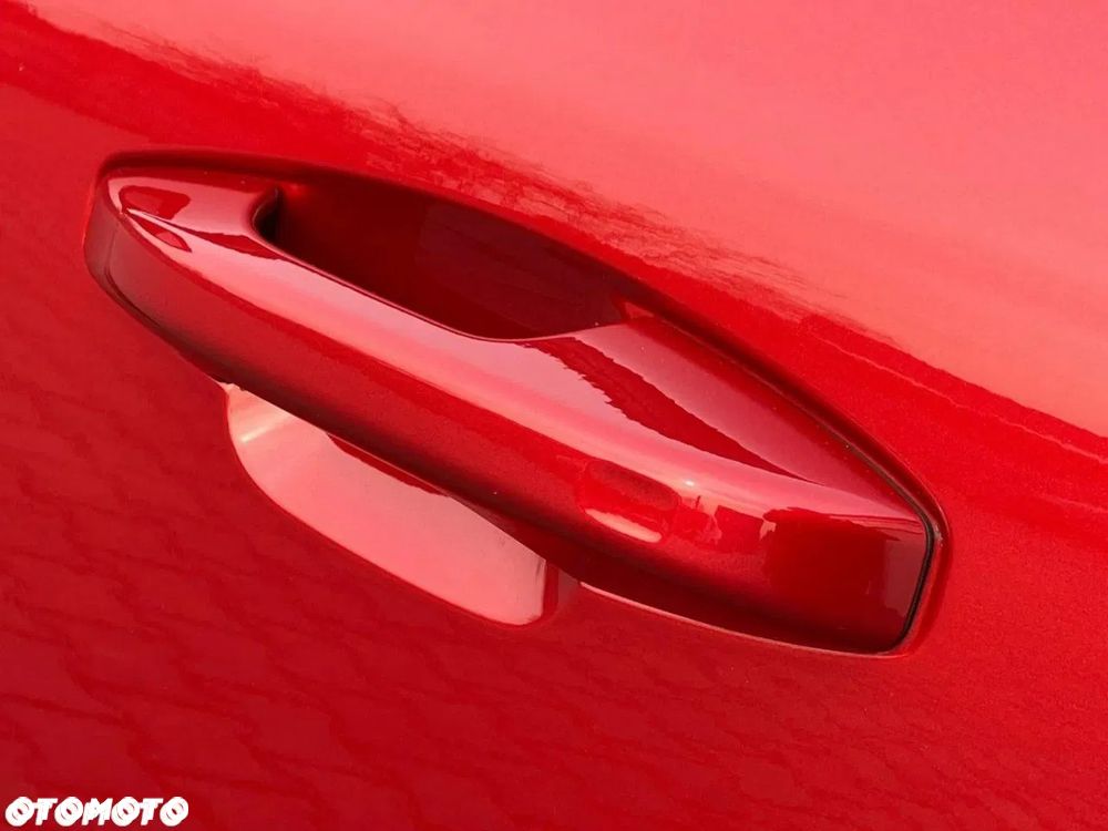 Volvo XC 40 B4 B AWD DKG Plus Bright - 21