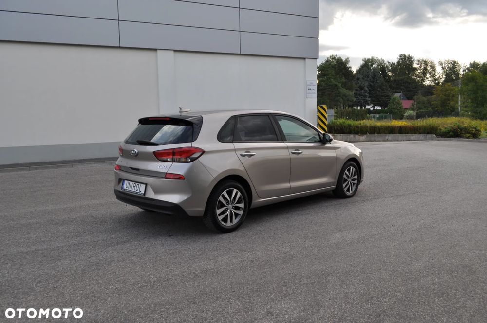 Hyundai i30 1.4 T-GDI Passion Plus - 6