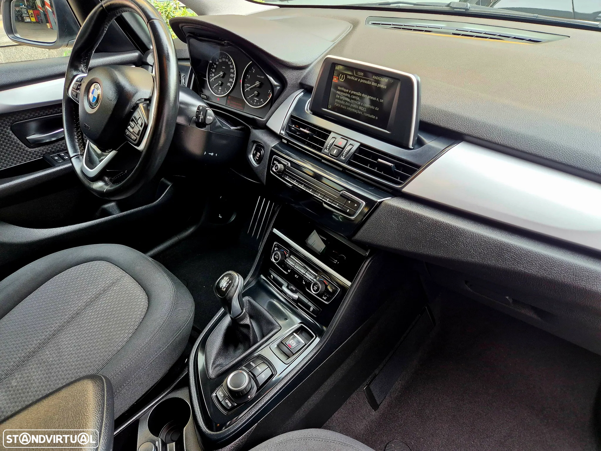 BMW 218 Active Tourer i Line Sport - 41