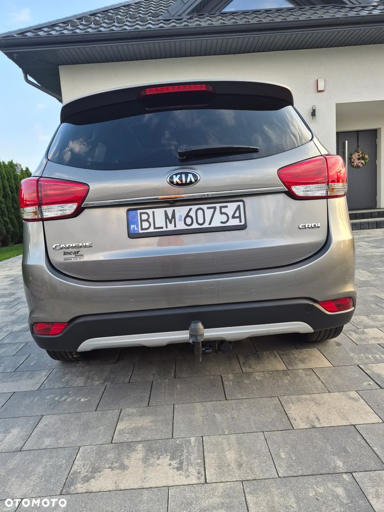 Kia Carens 1.7 CRDi 115 Dream Team Edition - 8