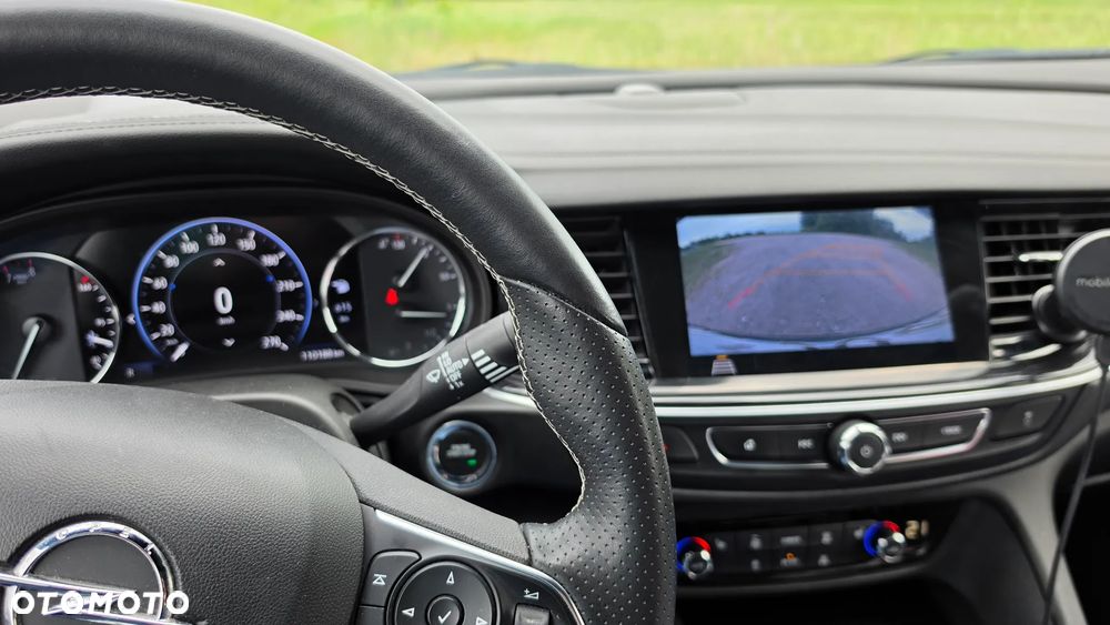 Opel Insignia - 13