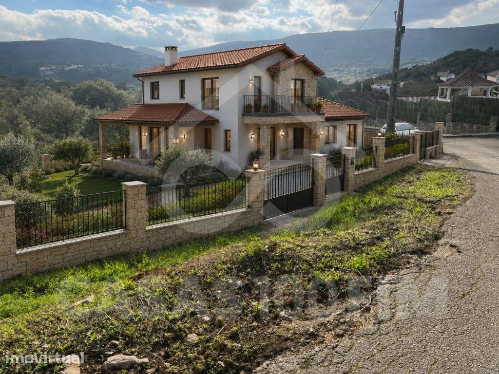 Terreno para construção em Porto de Mós perto da serra, local muito... - Grande imagem: 2/11