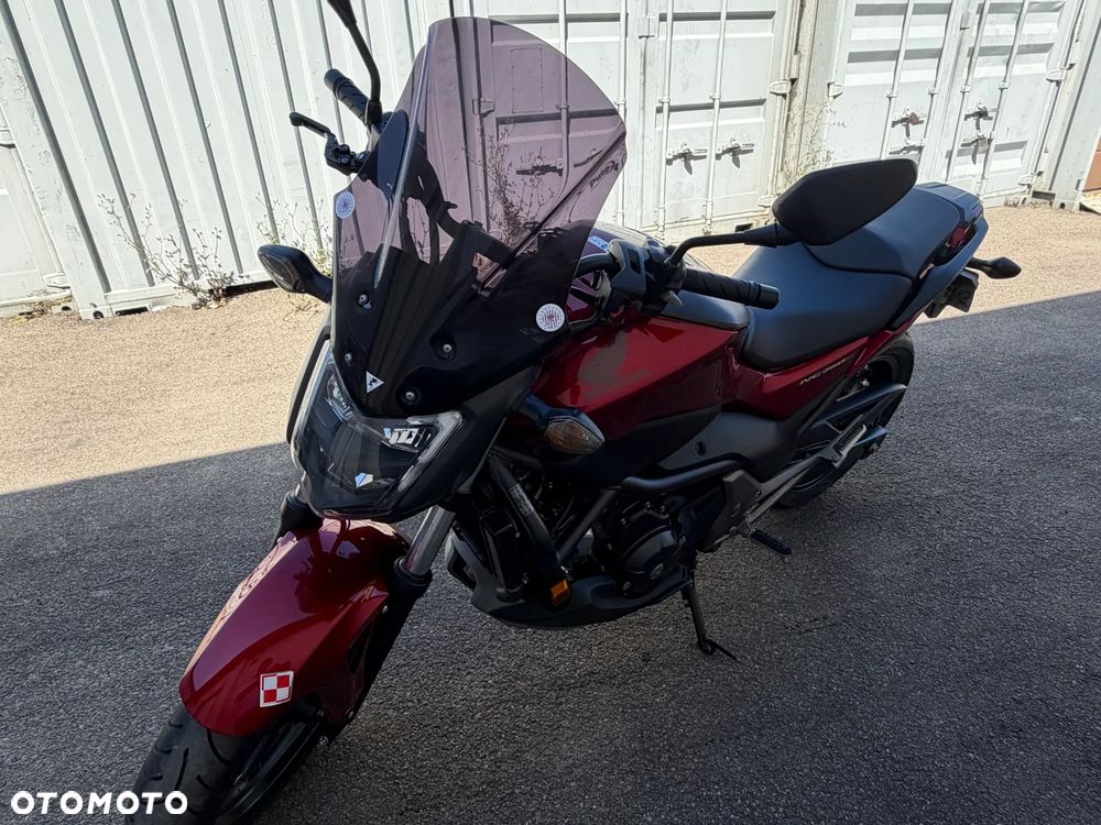 Honda NC - 12