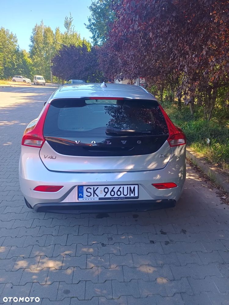 Volvo V40 D2 - 4