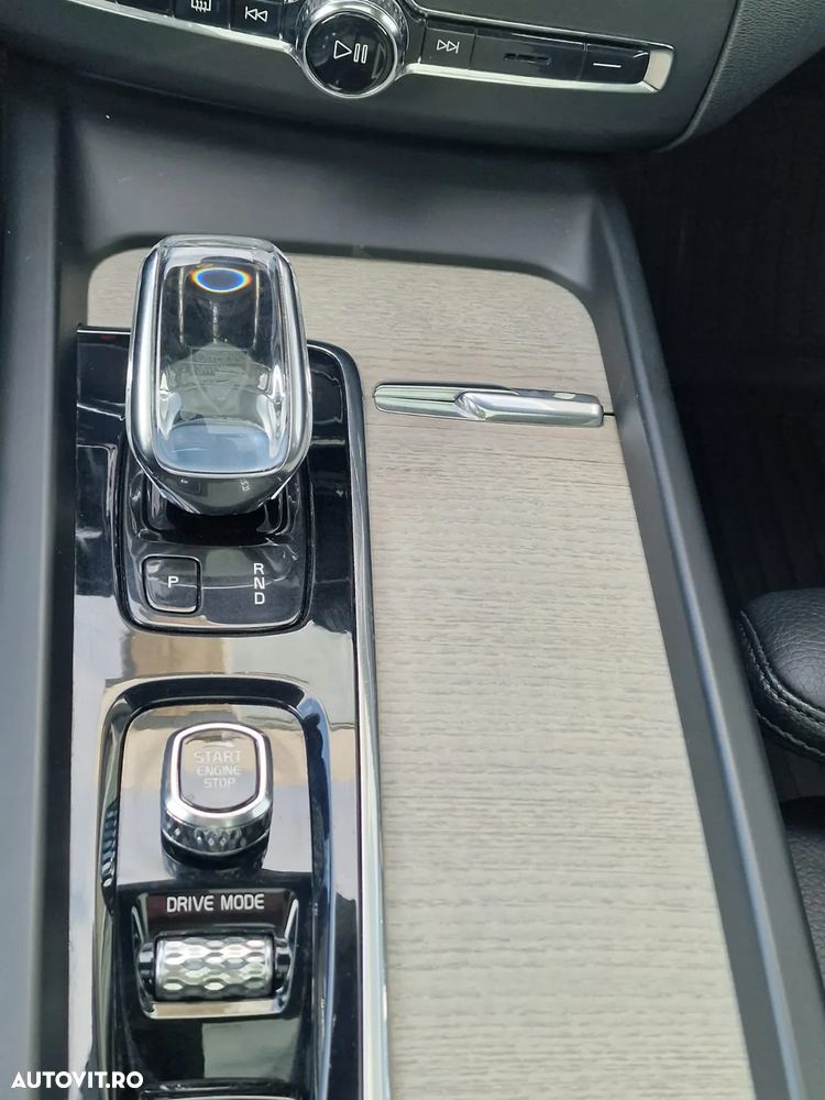 Volvo XC 60 Recharge T8 Twin Engine eAWD Inscription - 22