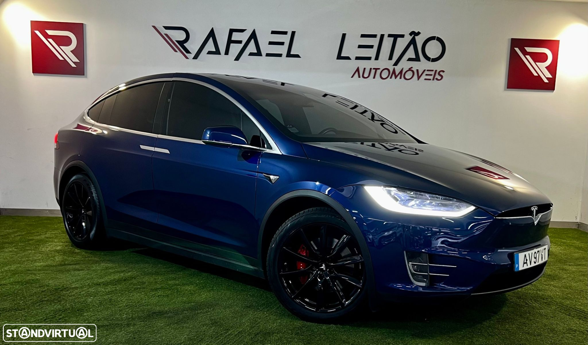 Tesla Model X 75D - 9