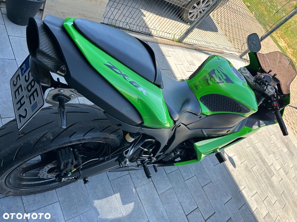 Kawasaki Ninja - 4