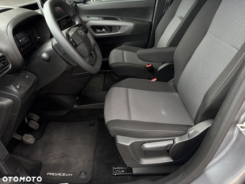 Toyota Proace City Verso 1.5 D-4D Business - 10