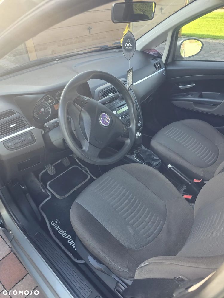 Fiat Punto - 10