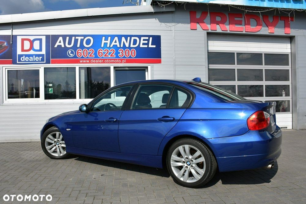 BMW Seria 3 318i - 13