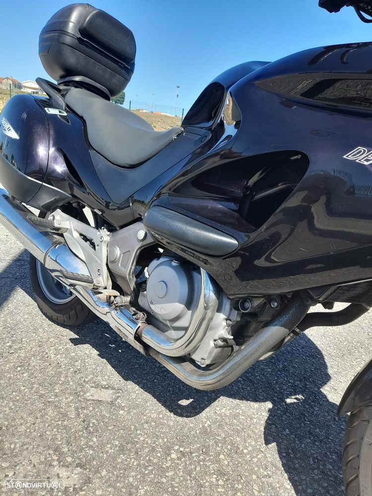 Honda Deauville NT 650 - 17