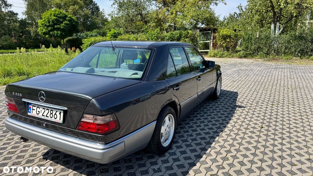 Mercedes-Benz W124 (1984-1993) - 8