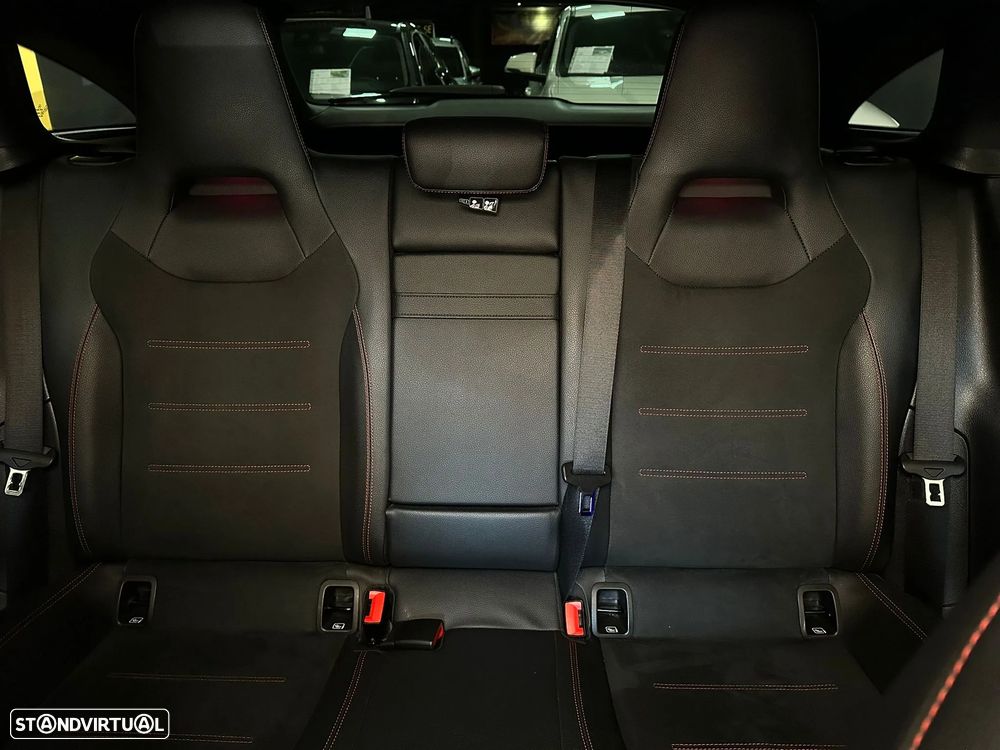 Mercedes-Benz CLA 180 d 7G-DCT AMG Line - 33