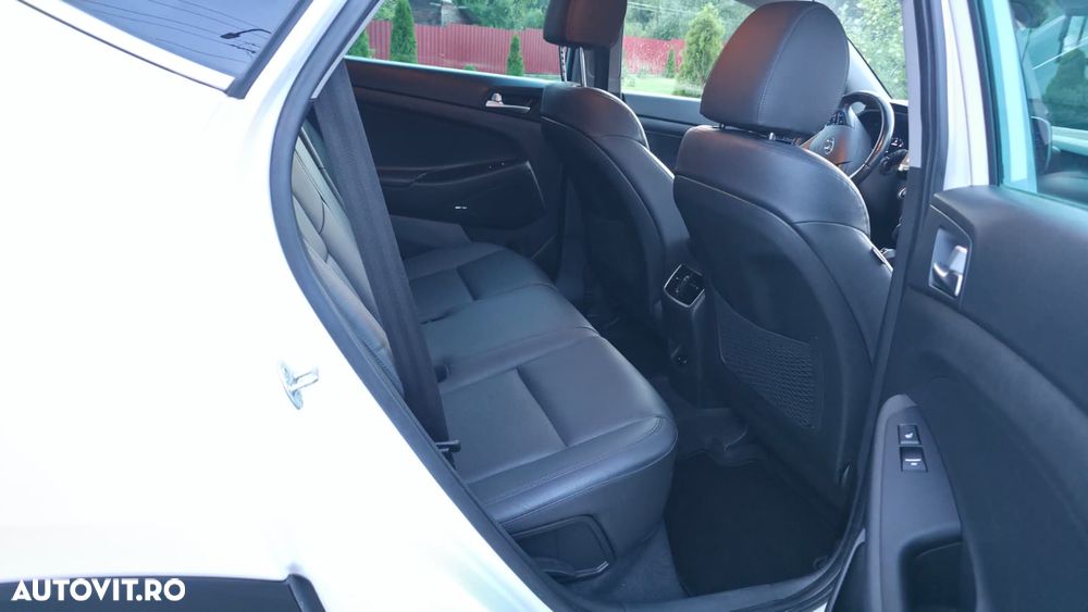 Hyundai Tucson blue 2.0 CRDi 4WD Aut. Premium - 11