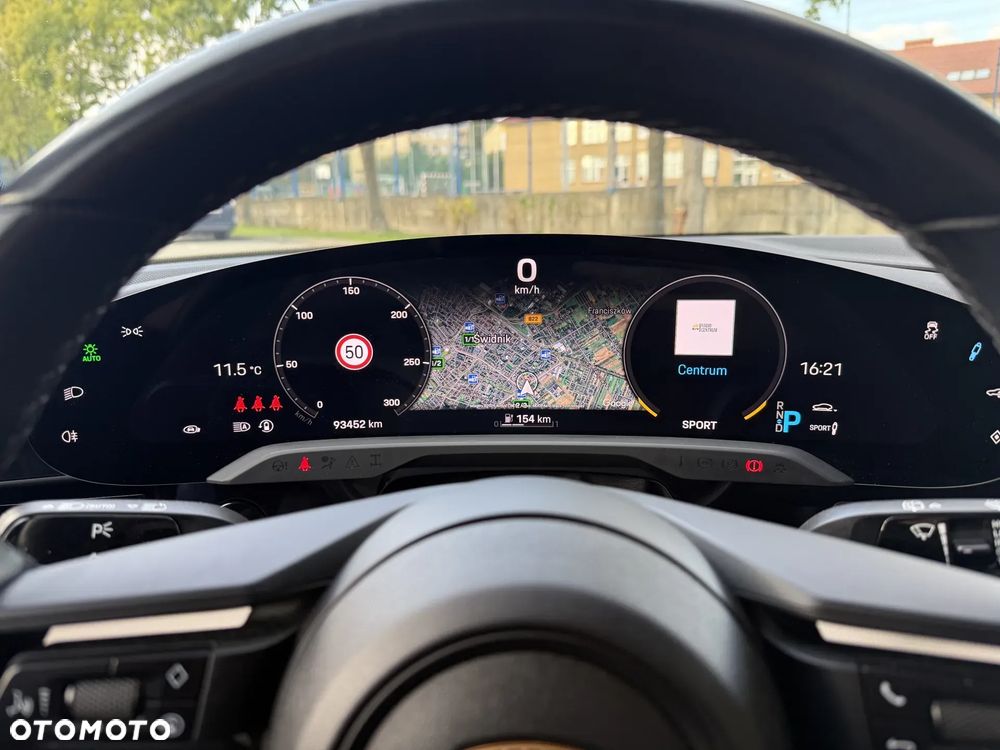 Porsche Taycan 4 Cross Turismo - 29