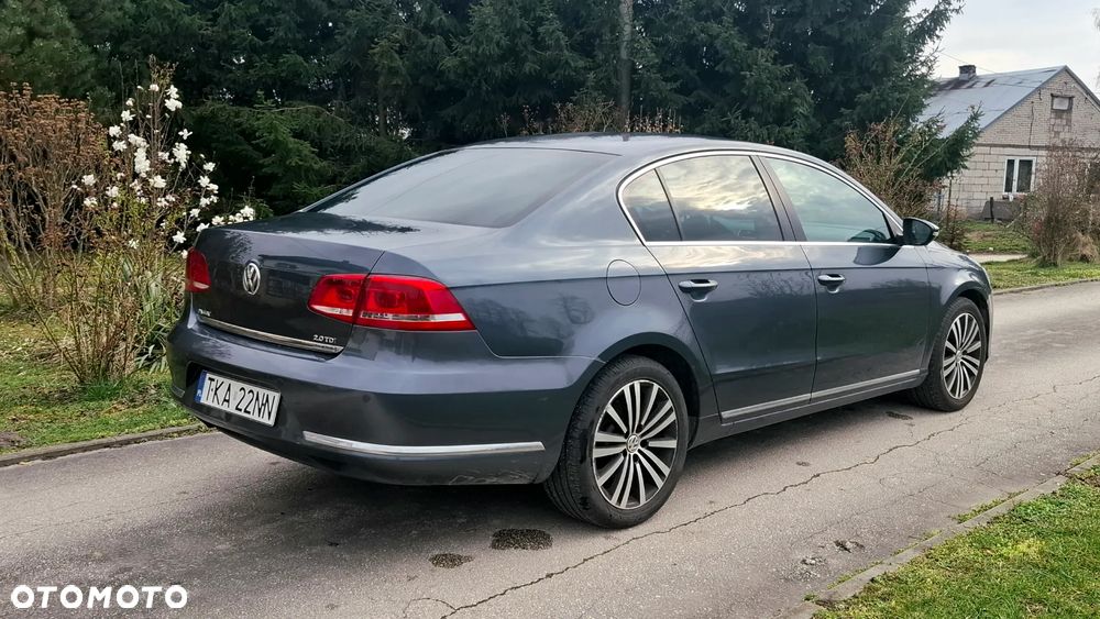Volkswagen Passat - 2