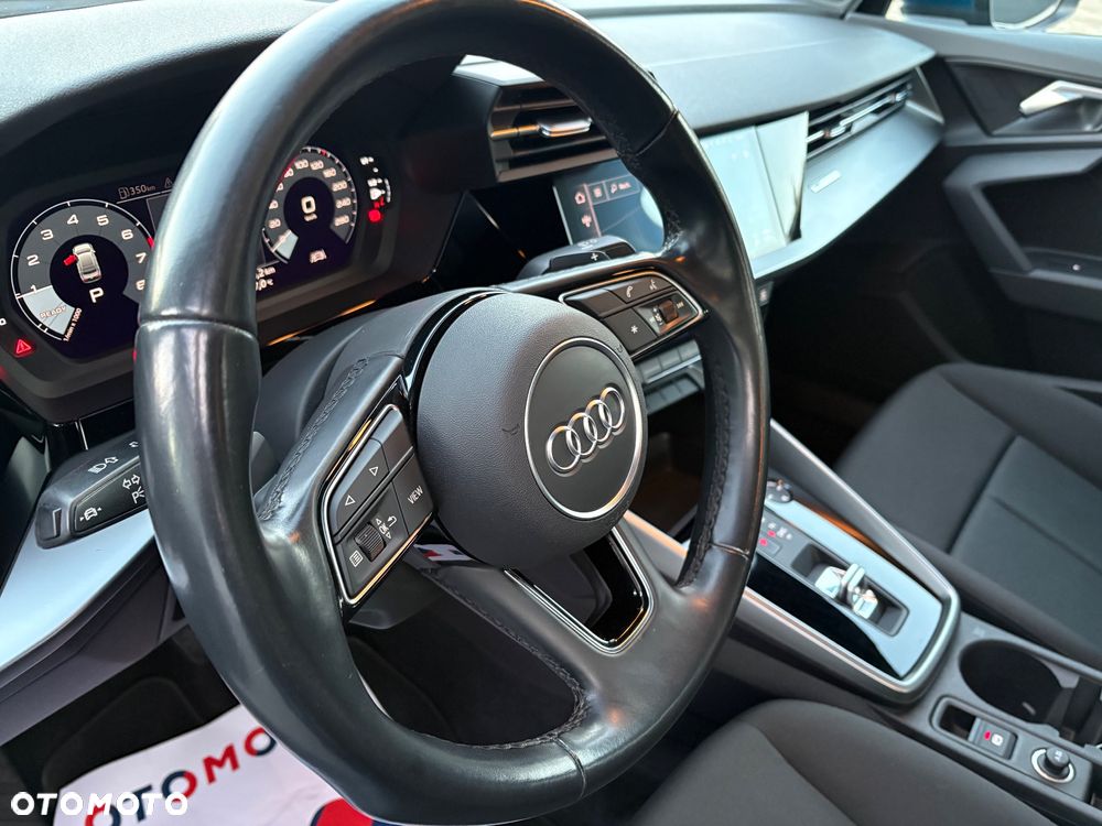 Audi A3 Limousine 30 TFSI S tronic - 3