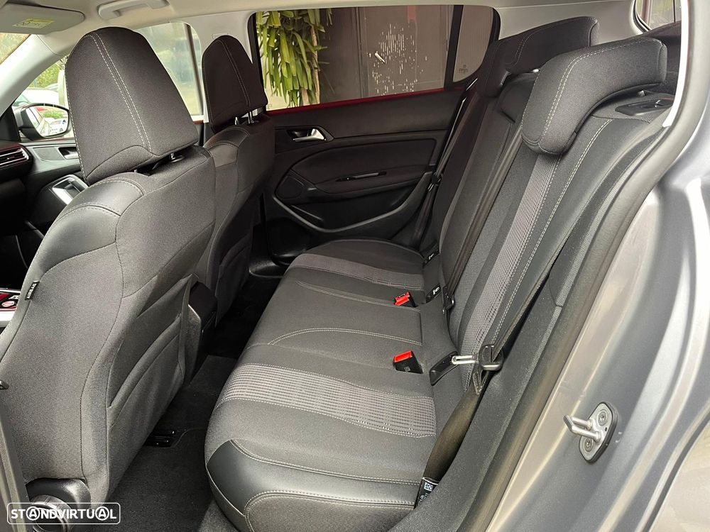 Peugeot 308 BlueHDi FAP 130 EAT6 Stop & Start Active - 13