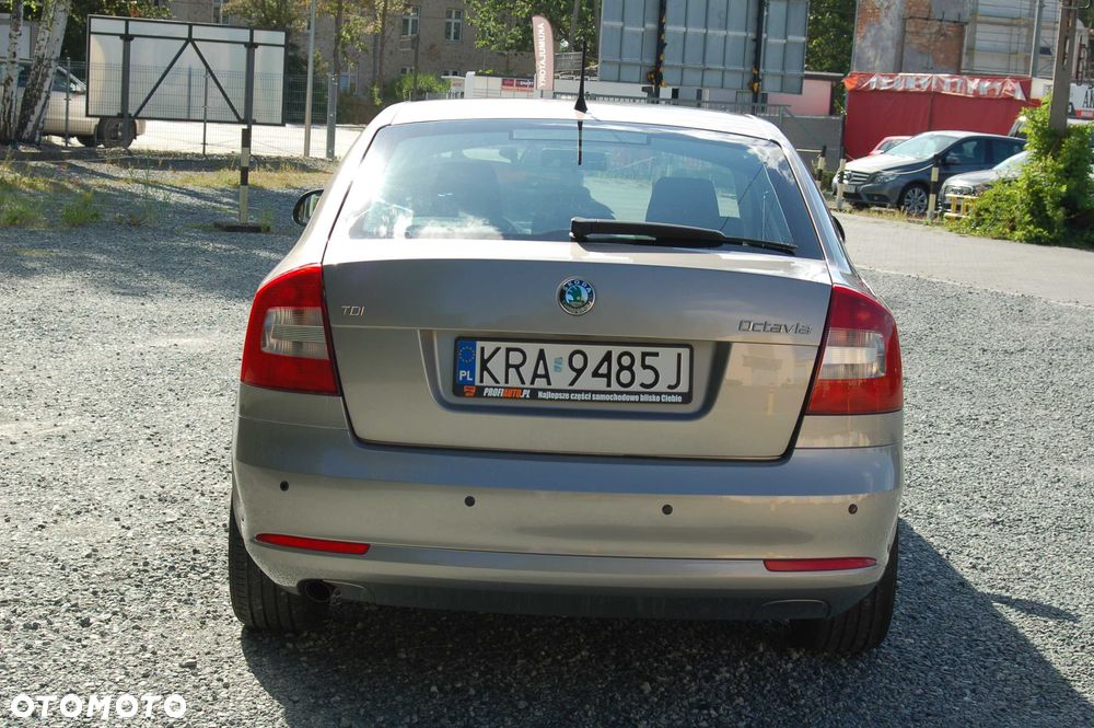 Skoda Octavia - 5