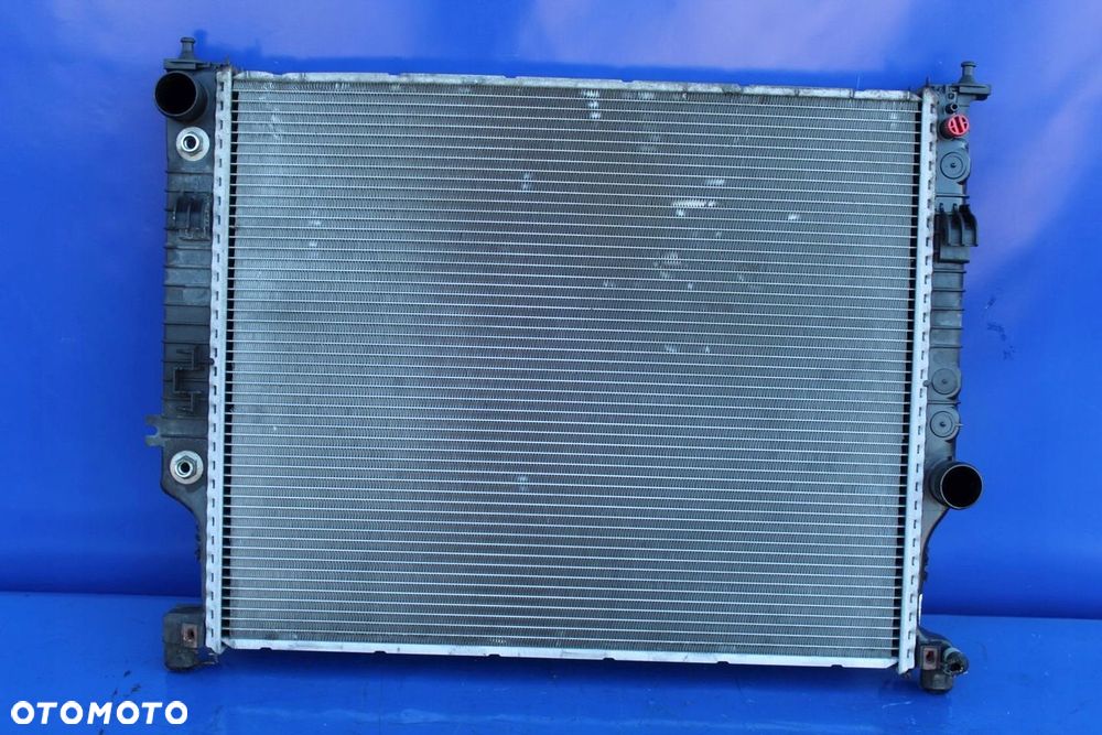Chłodnica wody Mercedes ML W164 ML420 GL420 GL X164 4.0 V8 CDI A1645001004 - 2