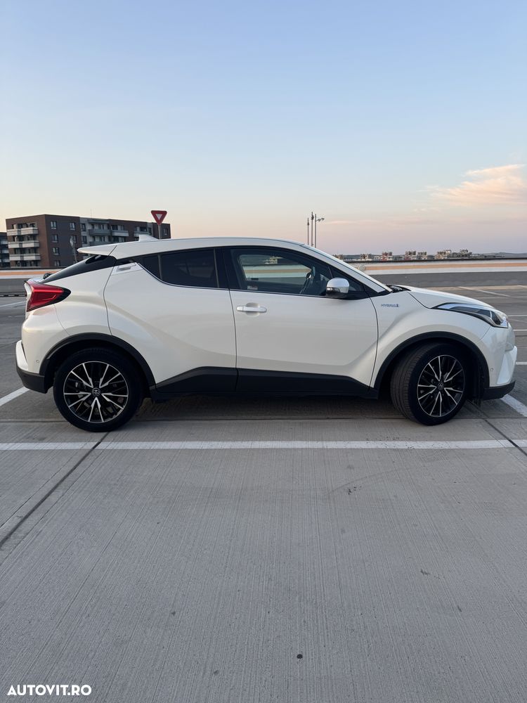Toyota C-HR Style - 4
